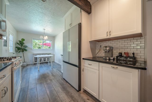 5443 Rosswood Street, Redding, CA 96001