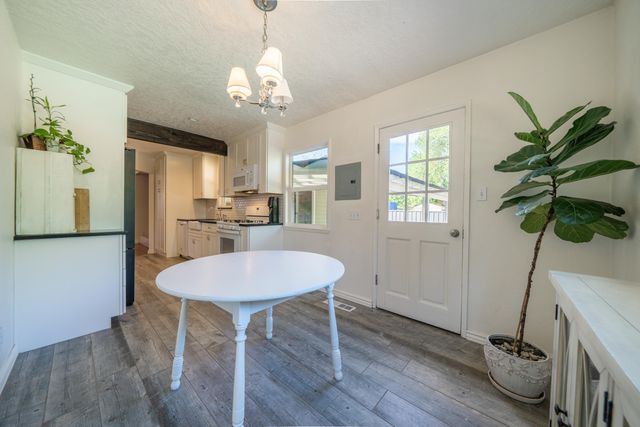 5443 Rosswood Street, Redding, CA 96001