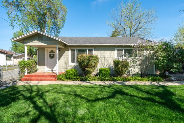 5443 Rosswood Street, Redding, CA 96001