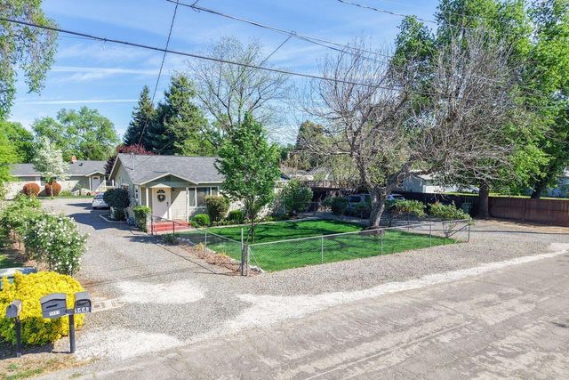 5443 Rosswood Street, Redding, CA 96001