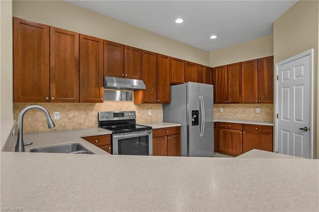 21048 Cosenza CT, Estero, FL 33928