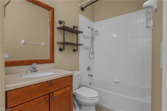 21048 Cosenza CT, Estero, FL 33928