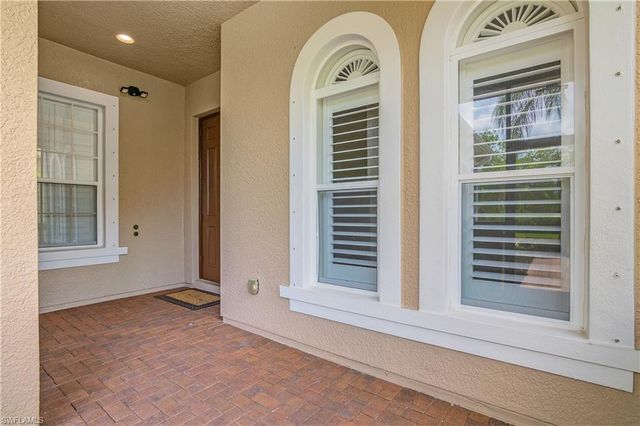 21048 Cosenza CT, Estero, FL 33928