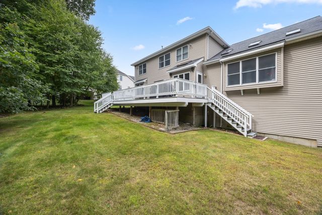 22 Faulkner Rd, Shrewsbury, MA 01545