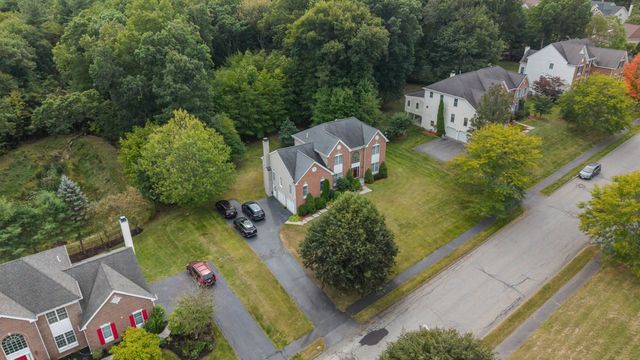 22 Faulkner Rd, Shrewsbury, MA 01545