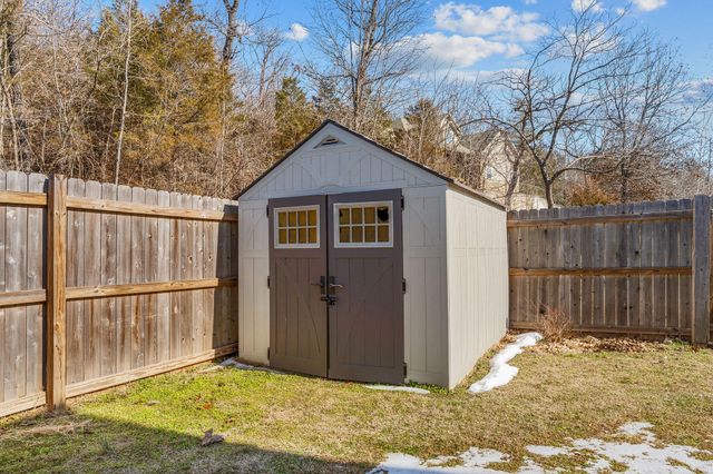 106 Briarcliff Rd, Branson, MO 65616