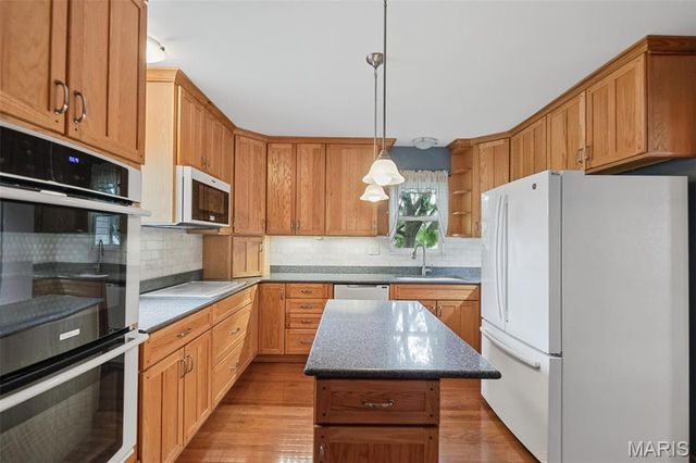 407 E 4th Street, O'fallon, IL 62269