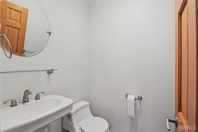 407 E 4th Street, O'fallon, IL 62269