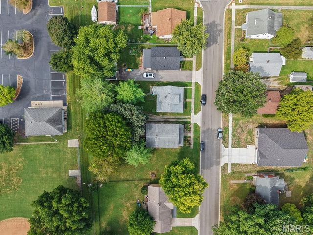 407 E 4th Street, O'fallon, IL 62269