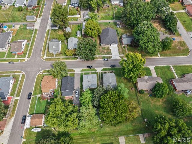 407 E 4th Street, O'fallon, IL 62269