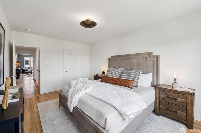 2062 10th Avenue, San Francisco, CA 94116