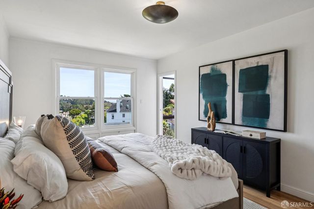 2062 10th Avenue, San Francisco, CA 94116