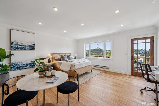 2062 10th Avenue, San Francisco, CA 94116