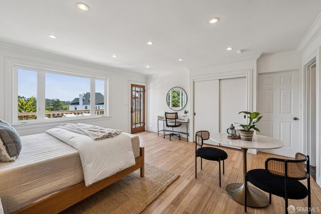 2062 10th Avenue, San Francisco, CA 94116