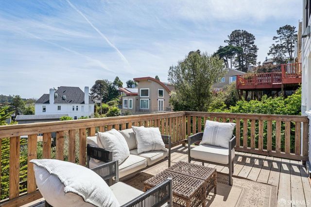 2062 10th Avenue, San Francisco, CA 94116