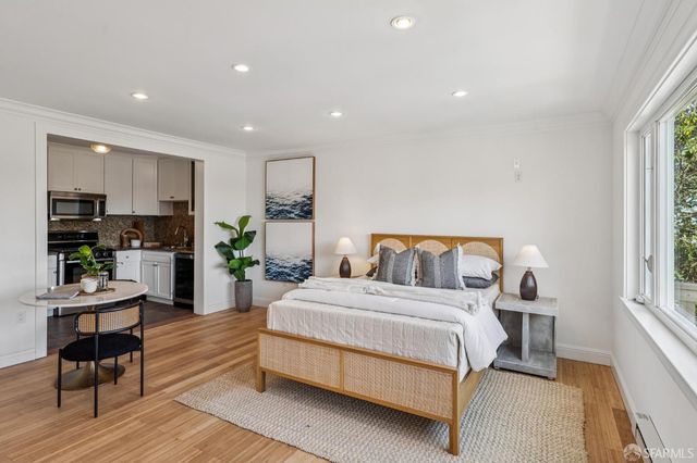 2062 10th Avenue, San Francisco, CA 94116