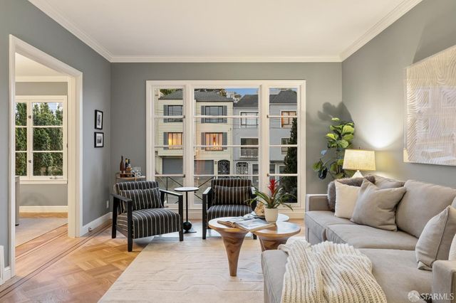 2062 10th Avenue, San Francisco, CA 94116