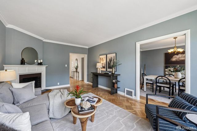 2062 10th Avenue, San Francisco, CA 94116