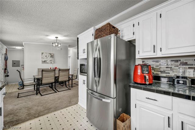 27202 Cook Road 132, Olmsted Twp, OH 44138