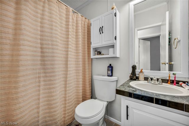 27202 Cook Road 132, Olmsted Twp, OH 44138