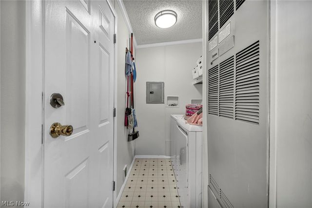 27202 Cook Road 132, Olmsted Twp, OH 44138