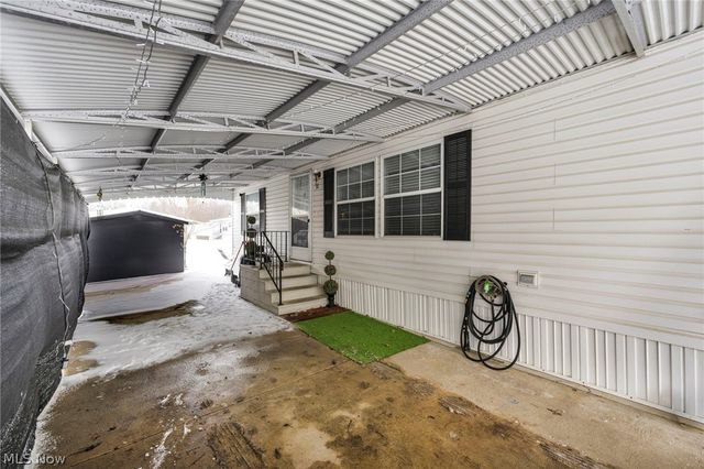 27202 Cook Road 132, Olmsted Twp, OH 44138