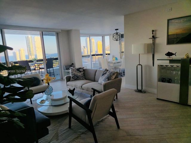 3530 Mystic Pointe Dr 2215, Aventura, FL 33180