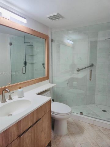 3530 Mystic Pointe Dr 2215, Aventura, FL 33180