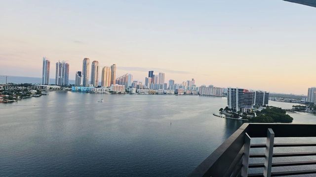 3530 Mystic Pointe Dr 2215, Aventura, FL 33180