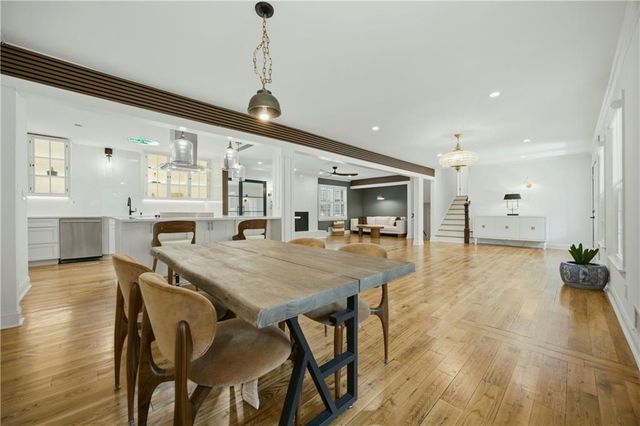 2220 Spring Mill Cove, Dunwoody, GA 30338
