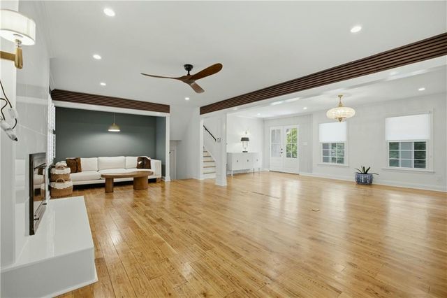 2220 Spring Mill Cove, Dunwoody, GA 30338