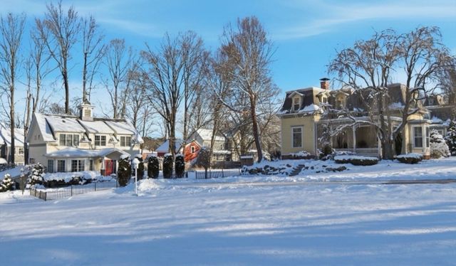 36 Maple Street, Wilbraham, MA 01095