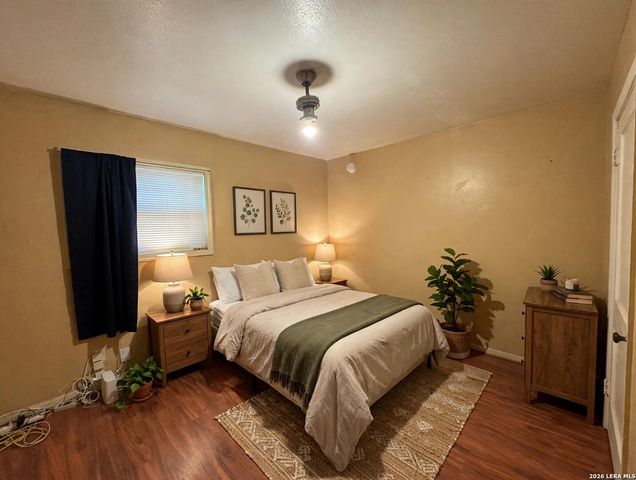1214 McCauley, San Antonio, TX 78224