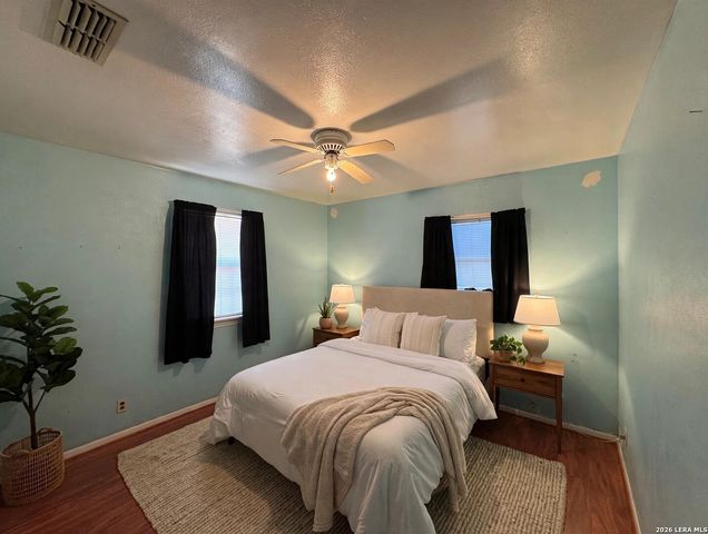 1214 McCauley, San Antonio, TX 78224