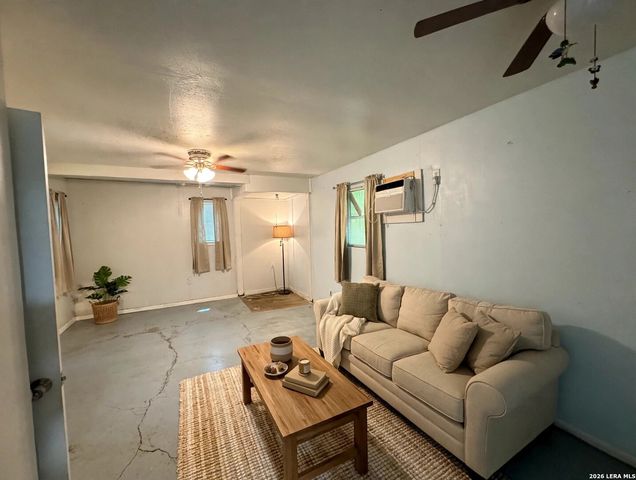 1214 McCauley, San Antonio, TX 78224