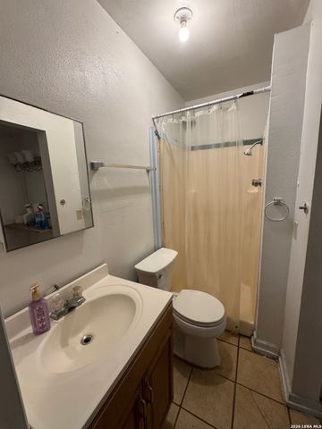 1214 McCauley, San Antonio, TX 78224