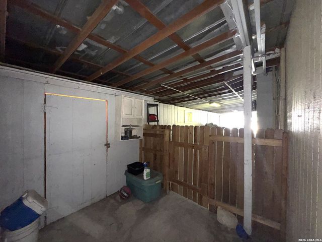 1214 McCauley, San Antonio, TX 78224