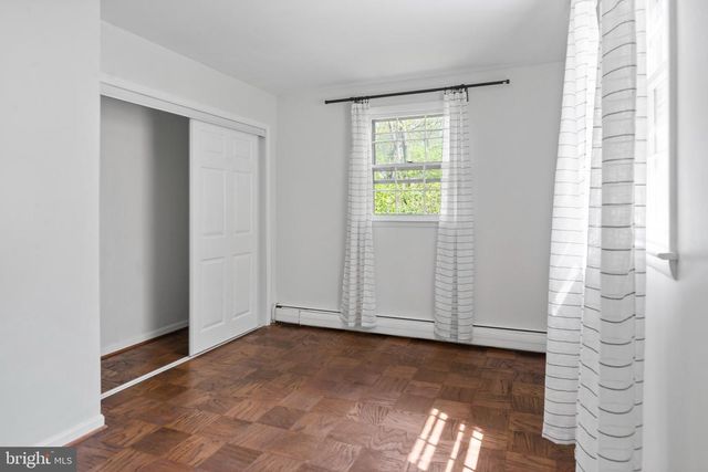 2305 PICKWICK RD, Baltimore, MD 21207