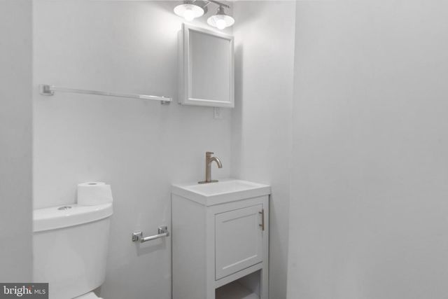 2305 PICKWICK RD, Baltimore, MD 21207