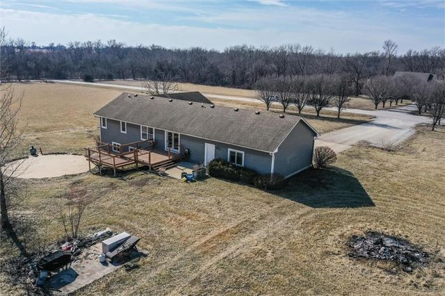 117 Hayes Road, Wellsville, KS 66092