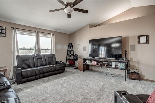 117 Hayes Road, Wellsville, KS 66092