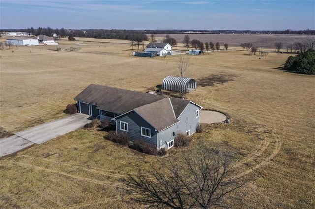 117 Hayes Road, Wellsville, KS 66092