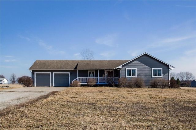117 Hayes Road, Wellsville, KS 66092