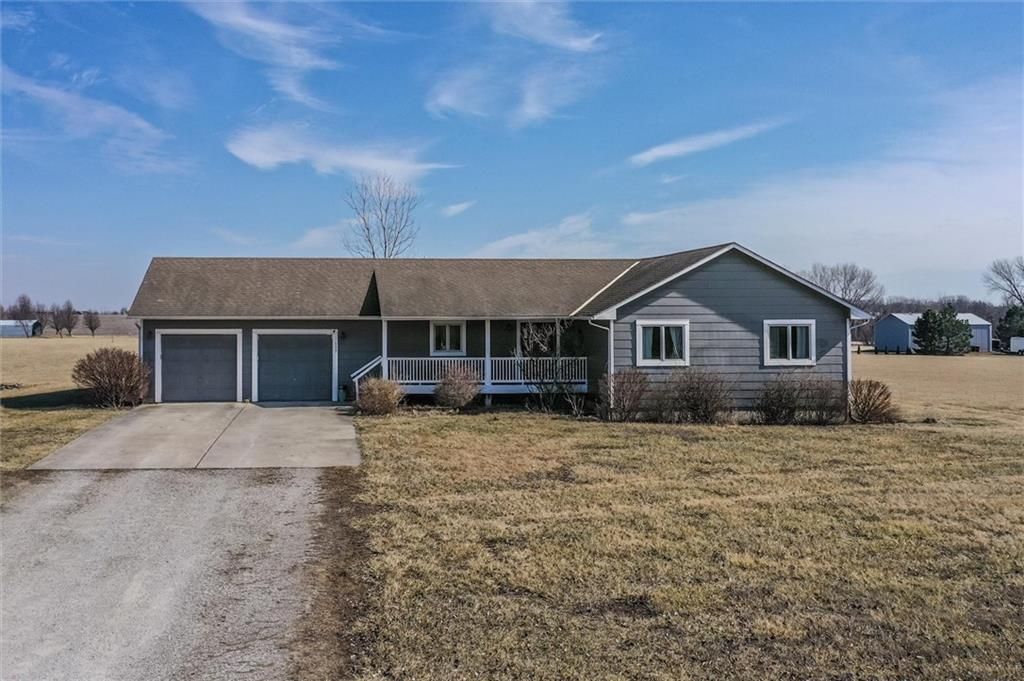 117 Hayes Road, Wellsville, KS 66092
