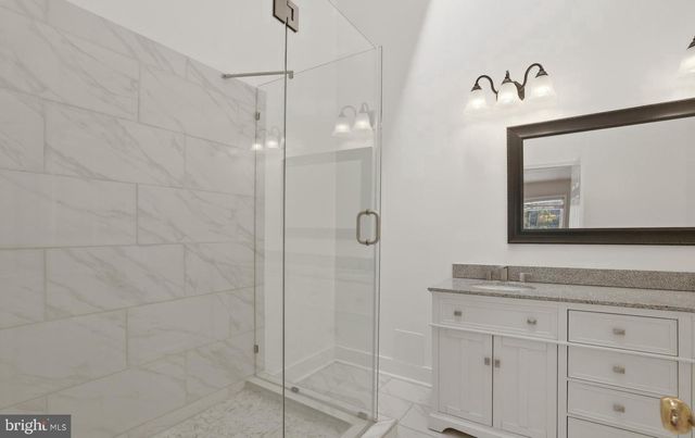 43471 PLANTATION TER, Ashburn, VA 20147