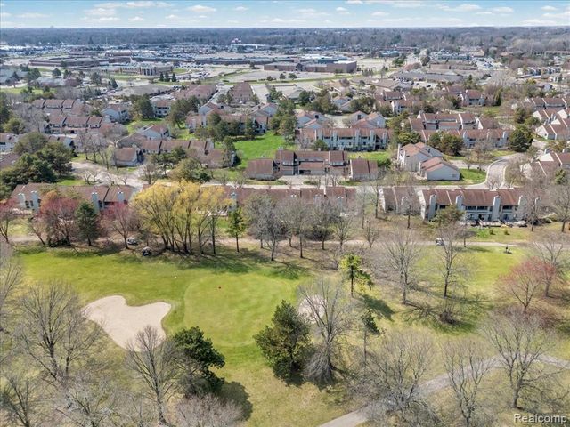630 Ashley Circle, Rochester Hills, MI 48307