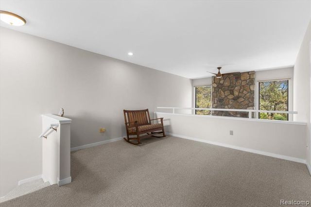 630 Ashley Circle, Rochester Hills, MI 48307