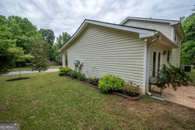 280 Twin Creek Shores, Athens, GA 30605