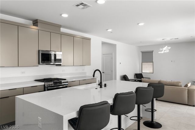 12123 Glentana View Street, Las Vegas, NV 89138
