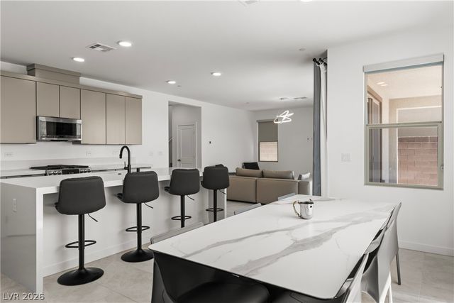 12123 Glentana View Street, Las Vegas, NV 89138